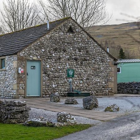 Littondale Country&Leisure Park Villa Skipton Esterno foto